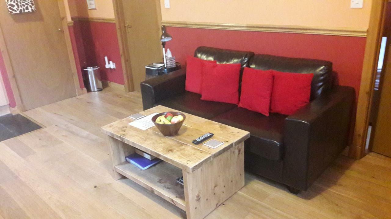 Leven And Linnhe Apartments, West Highland Way Holidays キンロックリーバン エクステリア 写真