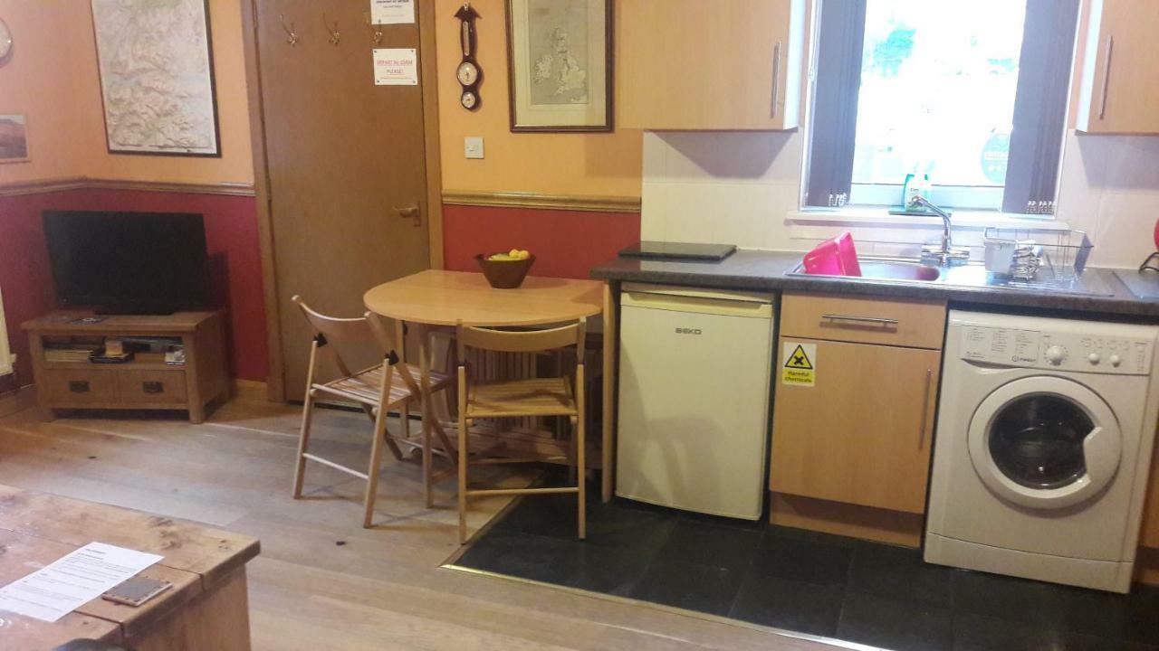 Leven And Linnhe Apartments, West Highland Way Holidays キンロックリーバン エクステリア 写真